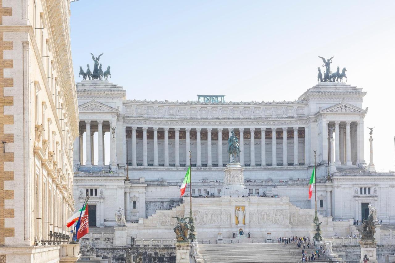 Amazing Vista Piazza Venezia Apartment Rome Luaran gambar