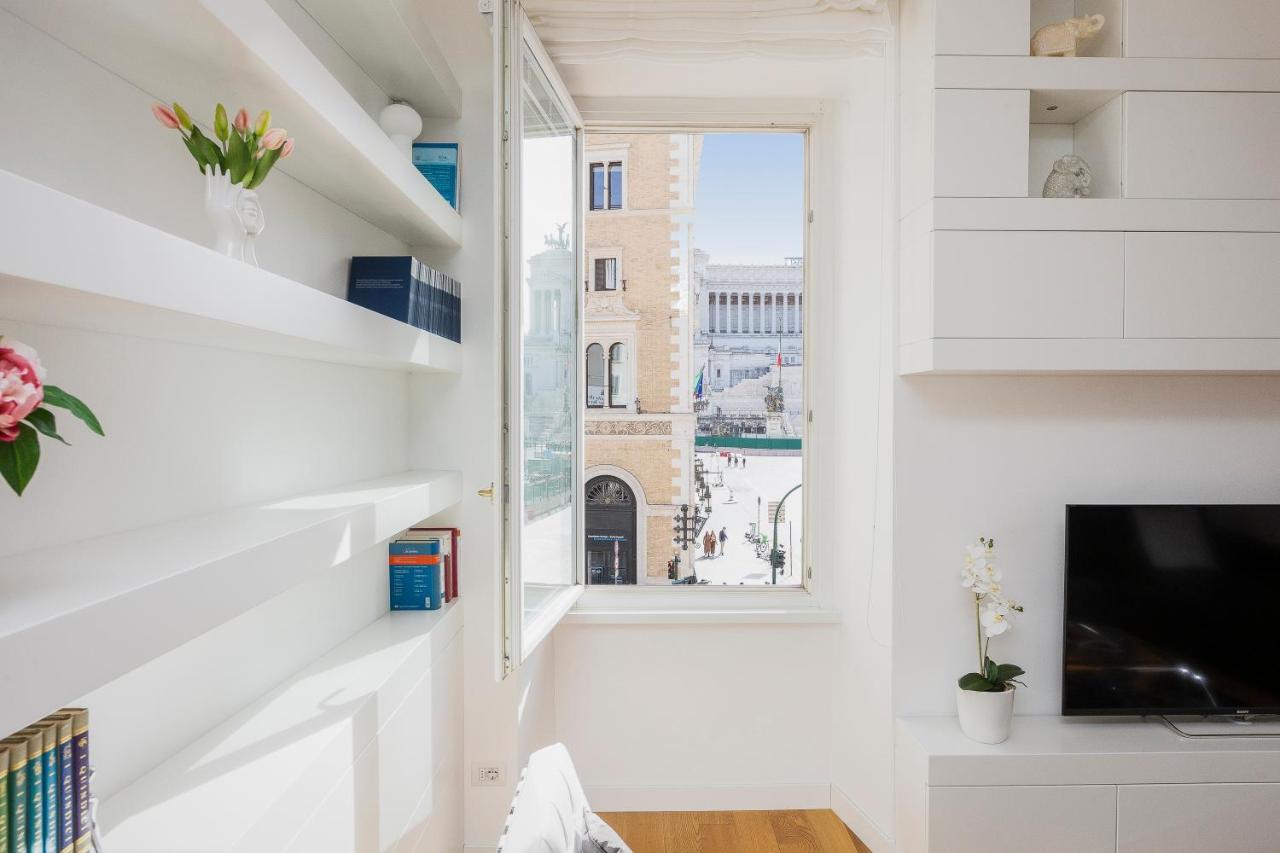 Amazing Vista Piazza Venezia Apartment Rome Luaran gambar